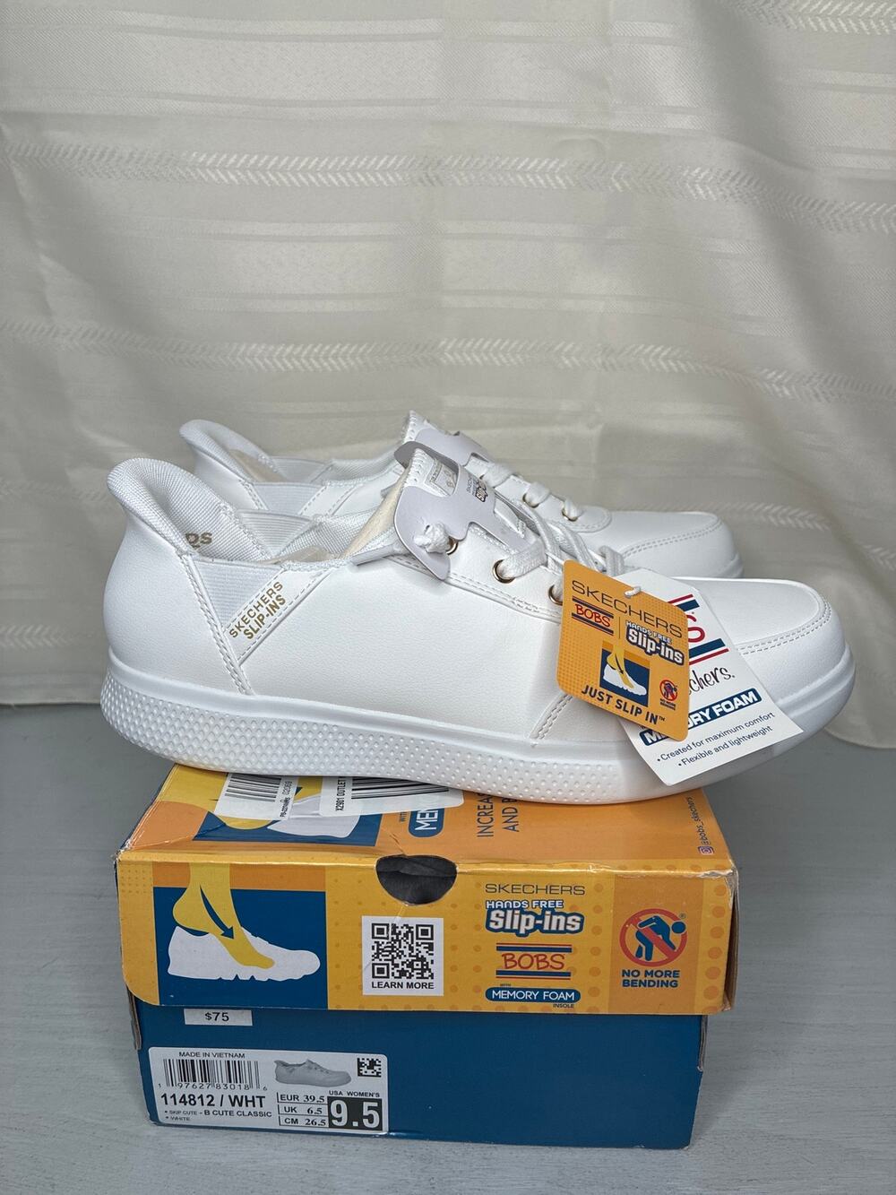 Skechers Bobs Skip Cute B Cute Sweet Slip Ins Sneakers White 9.5
